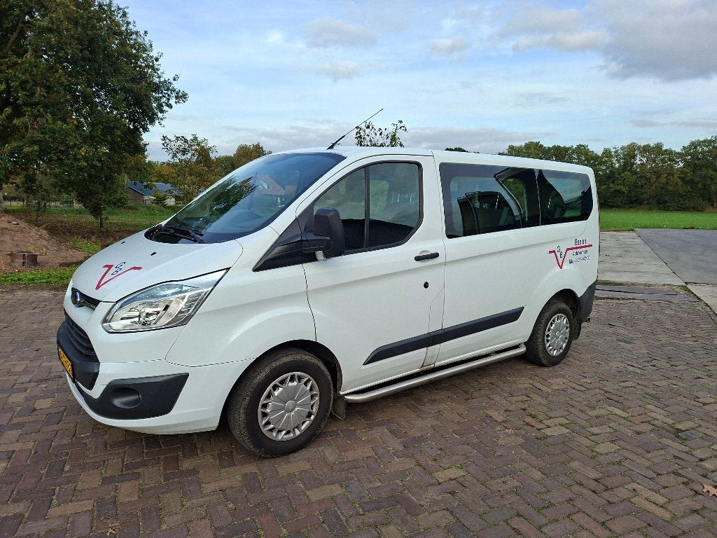 Autoverhuur Beelen verhuur 9 persoons bussen v.a. € 95,-, Personenauto