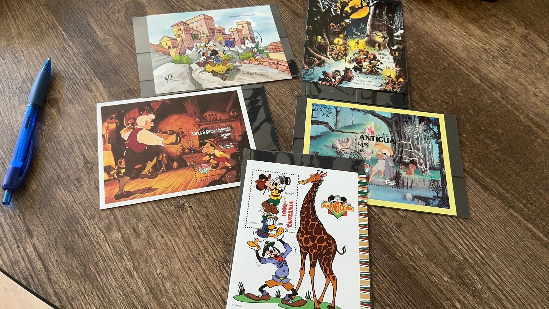 #57 Kleine verzameling motief “Disney” op 5 kaartjes, Postzegels en Munten, Ophalen of Verzenden, Buitenland