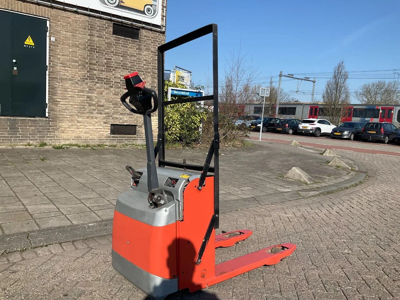 Lafis PLL180 1800KG BREED PALLETWAGEN / HEFTRUCK (bj 2012), Lafis, 1000 tot 2000 kg, Marconistraat 2
3133KL  Vlaardingen, NL, Yilmaz Heftrucks