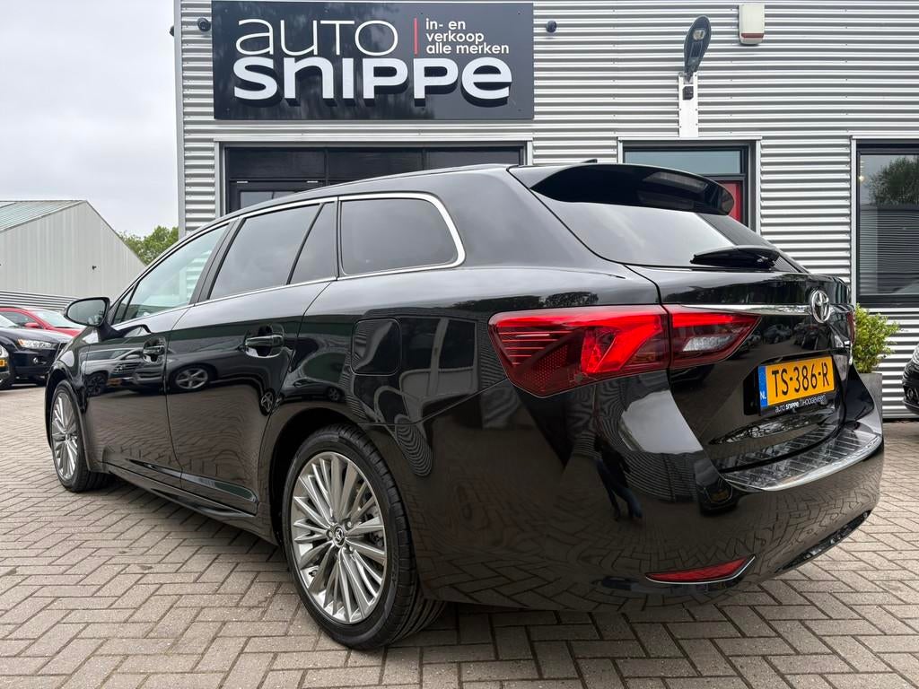 Toyota Avensis Touring Sports 1.8 VVT-i Executive -LEDER-CLI, Voorwielaandrijving, 15 km/l, 4 cilinders, Zwart