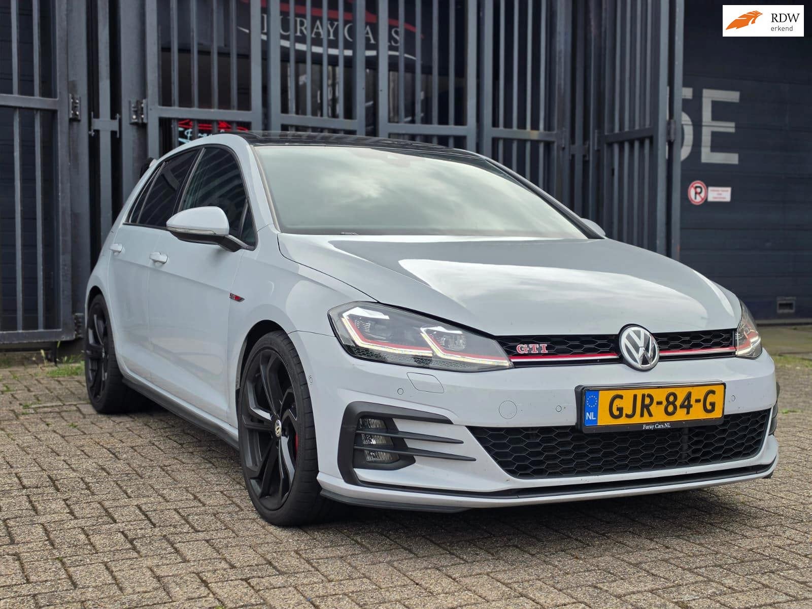 Volkswagen GOLF 2.0 TSI GTI Performance line assist dodehoek, Auto's, Gebruikt, 4 cilinders, 1984 cc, 245 pk