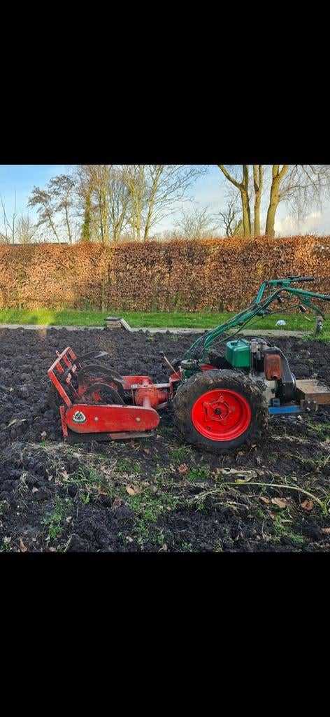 Te koop spitmachine voor nibbi frees, Tuin en Terras, Hand-tuingereedschap, Gebruikt, Ophalen of Verzenden