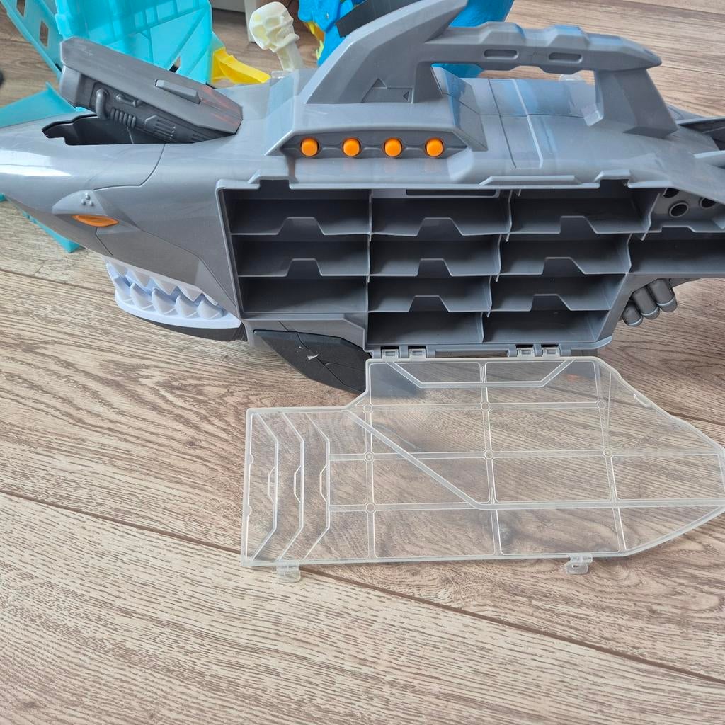 Hot Wheels Haai Transporter - Weinig gebruikt, Ophalen of Verzenden, Zo goed als nieuw, Jongen of Meisje