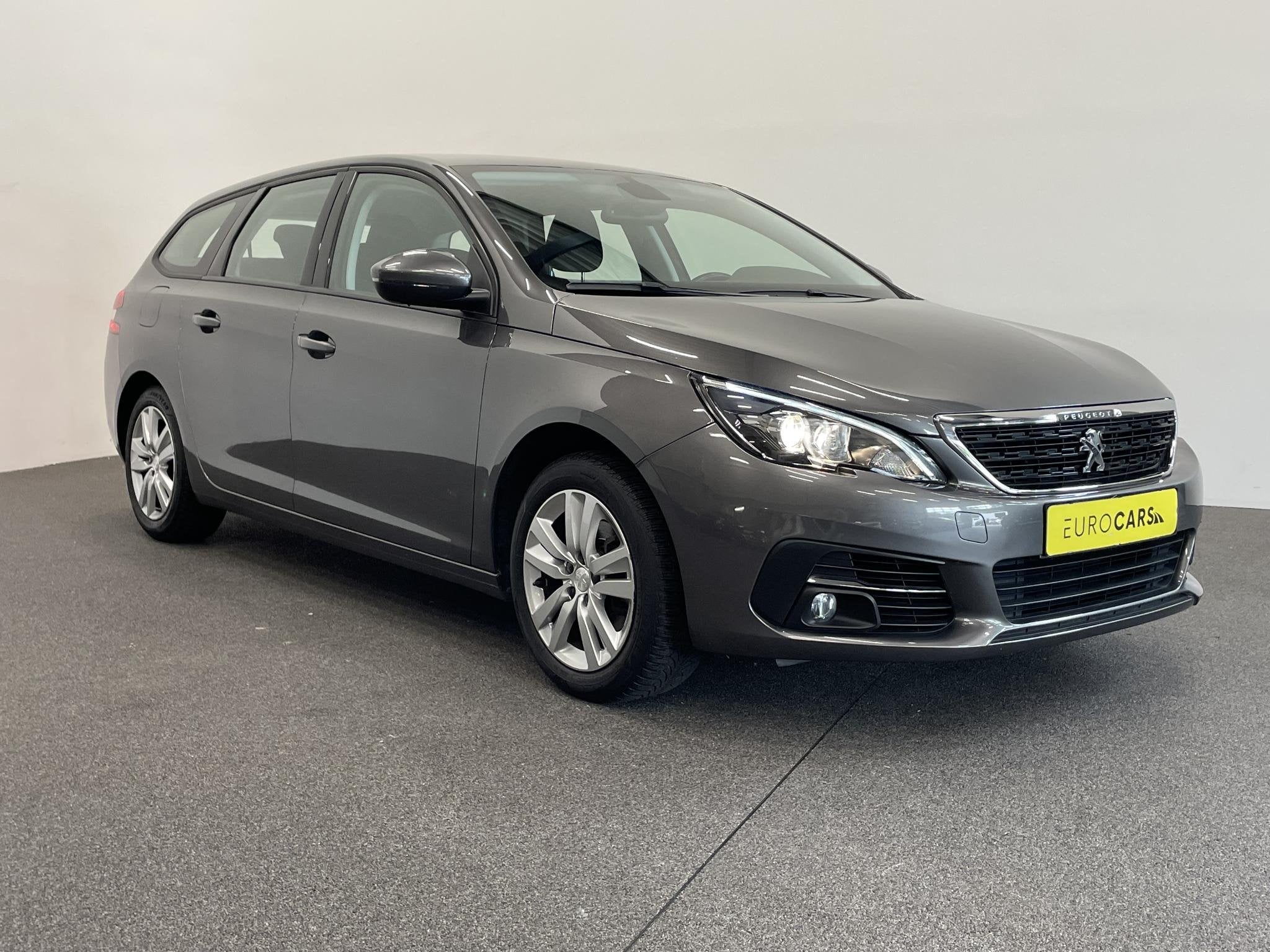 Peugeot 308 SW 1.2 PureTech Active Pack Trekhaak Navigatie P, Voorwielaandrijving, Stof, Gebruikt, Euro 6
