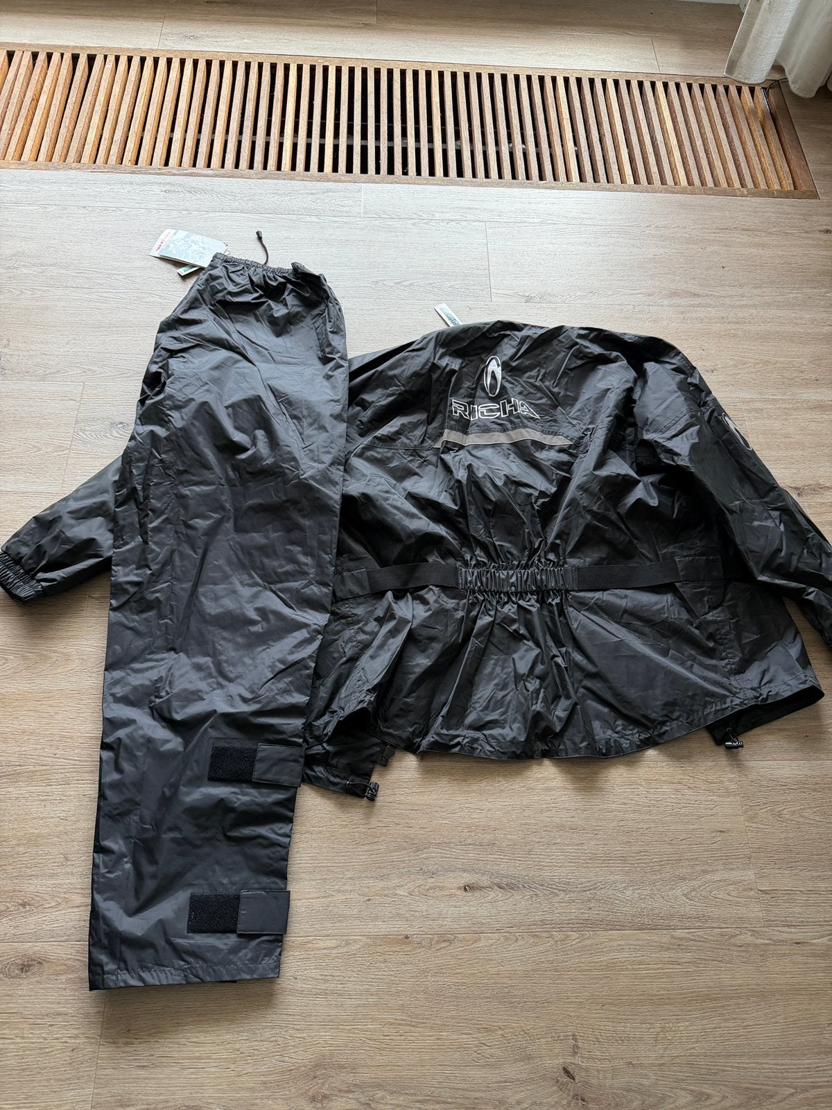 Rica motor regenpak 3XL ongebruikt aanpasbaar klittenbanden, Motoren, Ophalen, Nieuw met kaartje, Jas | textiel