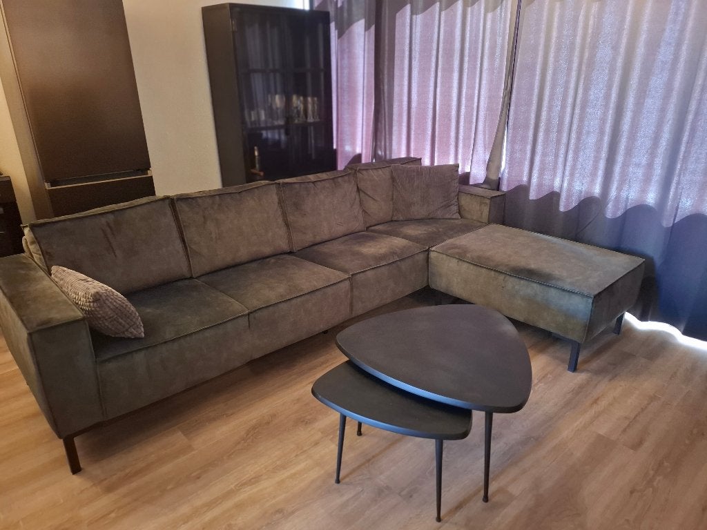 Te koop zo goed als nieuwe inboedel, Ophalen