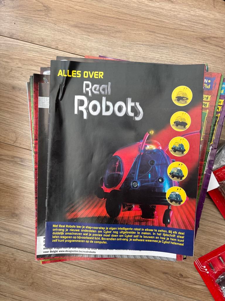 Alles over Real Robots - Bouw je eigen robot, Gebruikt, Ophalen, Overige merken, Groter dan 1:32