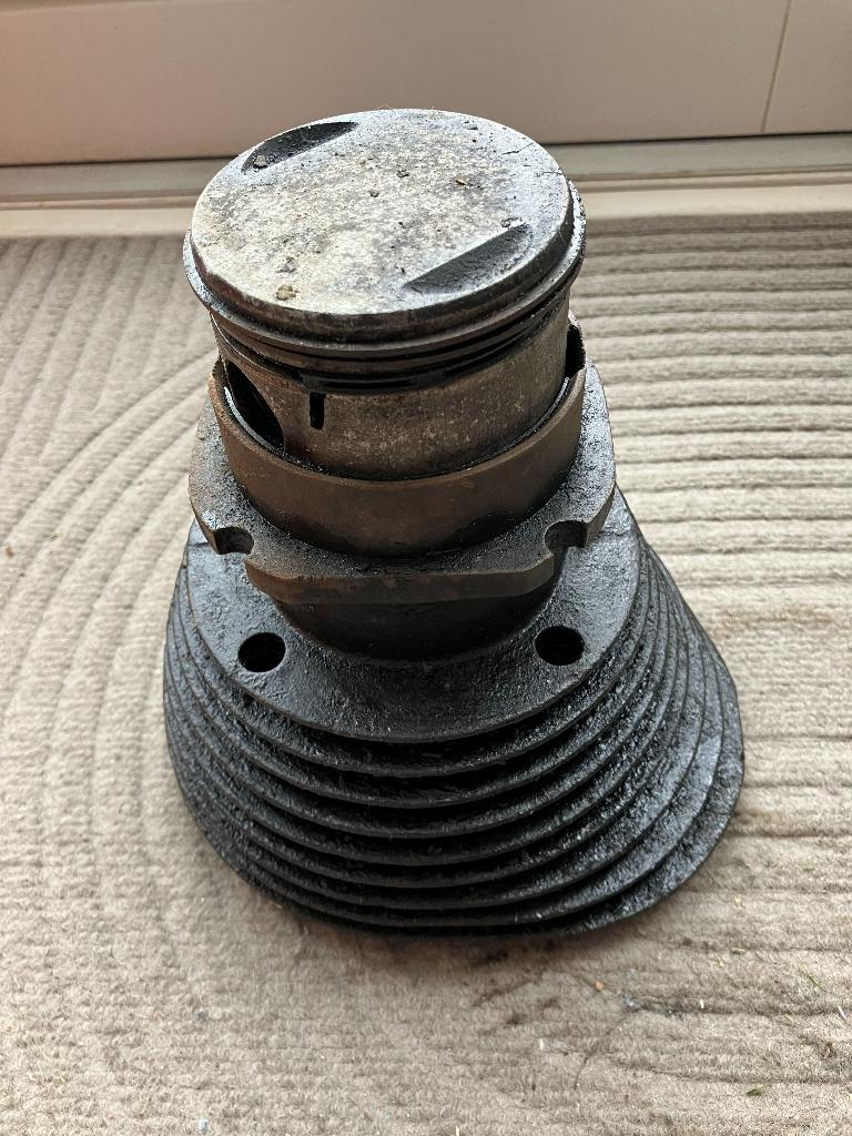 Norton, BSA, Triumph, Matchless, Velocette, cilinder, Ophalen of Verzenden, Gebruikt