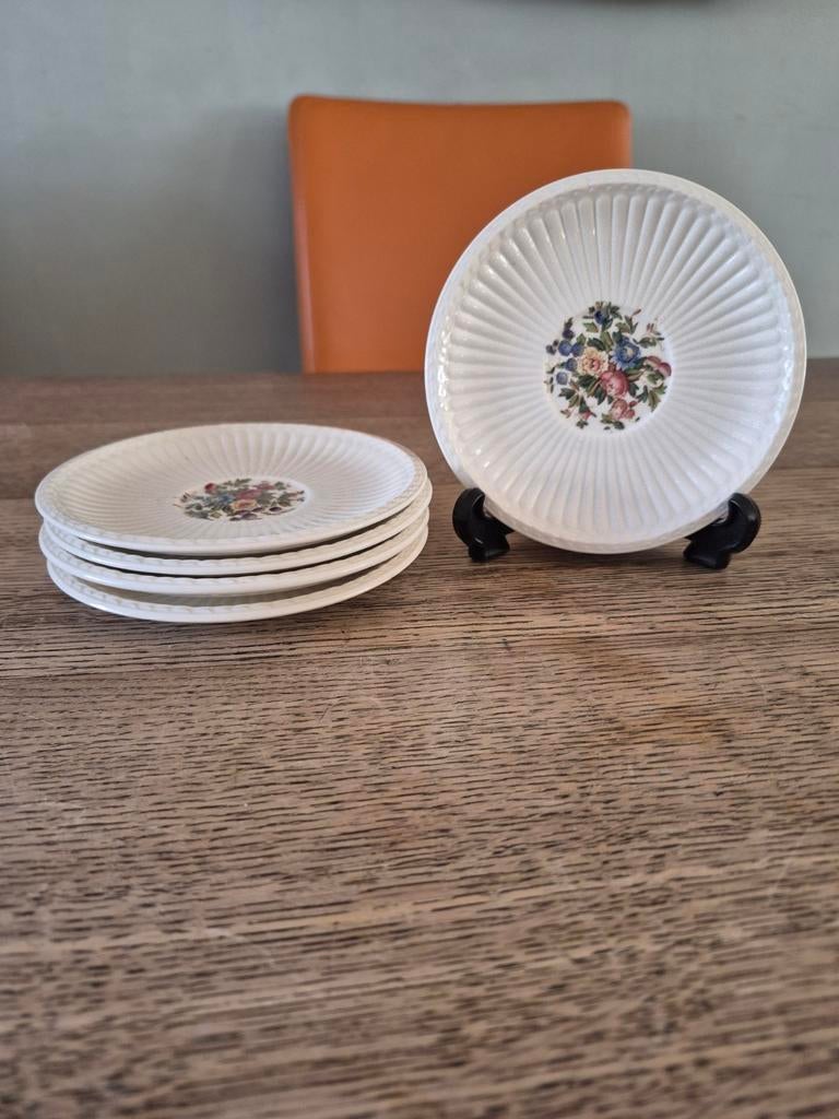 Wedgwood "Conway", 5 schoteltjes, Ophalen of Verzenden, Zo goed als nieuw, Bord(en), Wedgwood