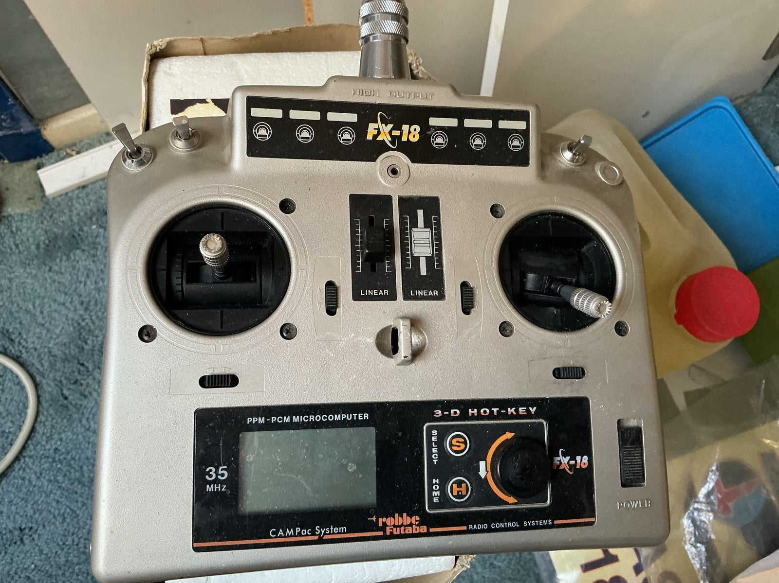 Robbe Futaba FX-18 Afstandsbediening 35 MHz, Hobby en Vrije tijd, Ophalen of Verzenden, Gebruikt