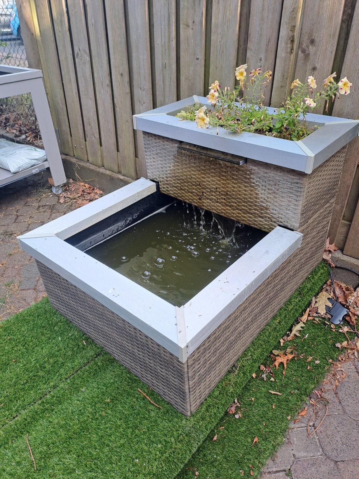 Terrasvijver Ubbink, Ophalen, Zo goed als nieuw
