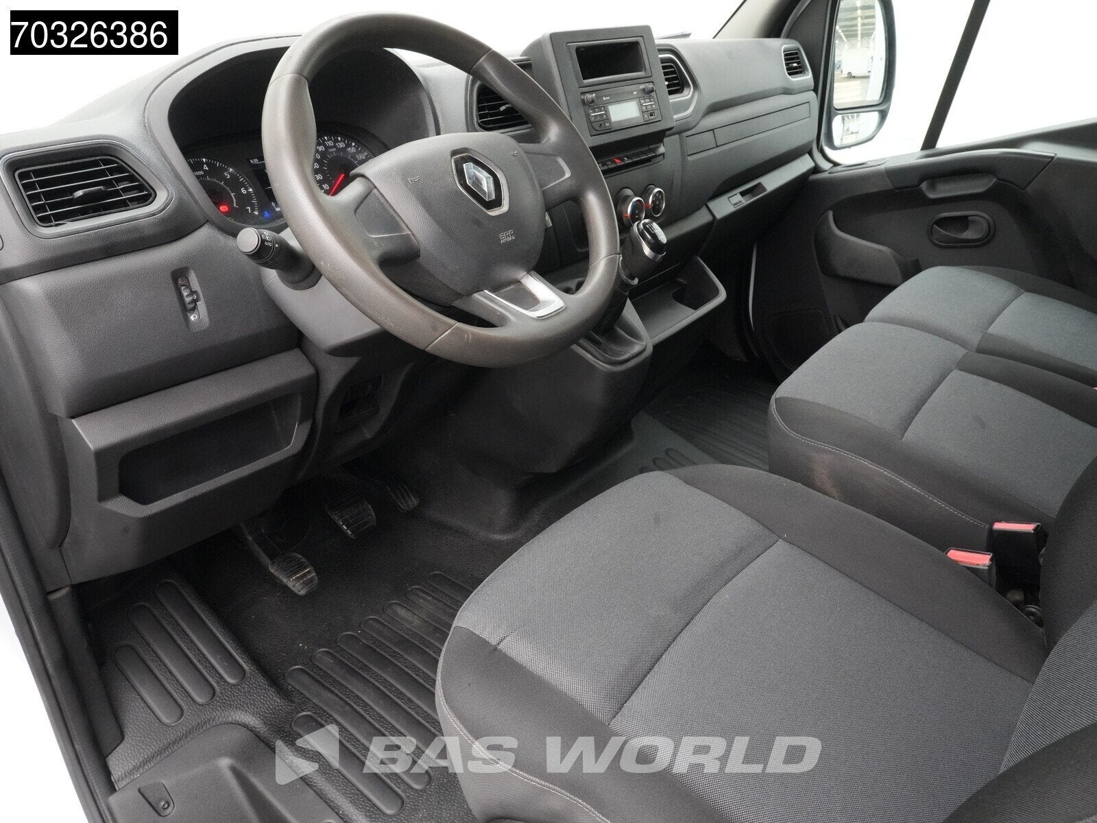 Renault Master 150PK Dubbel Cabine Open Laadbak Trekhaak LED, Auto's, Start-stop-systeem, Stof, Gebruikt, Euro 6