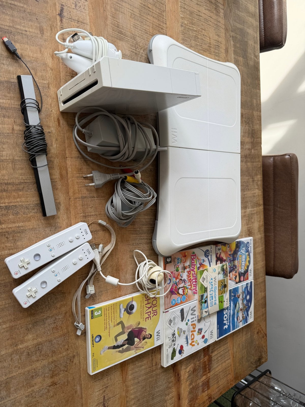 Complete Nintendo Wii-set met Balance Board en 6 spellen, Ophalen, Gebruikt, Met 2 controllers, Met games