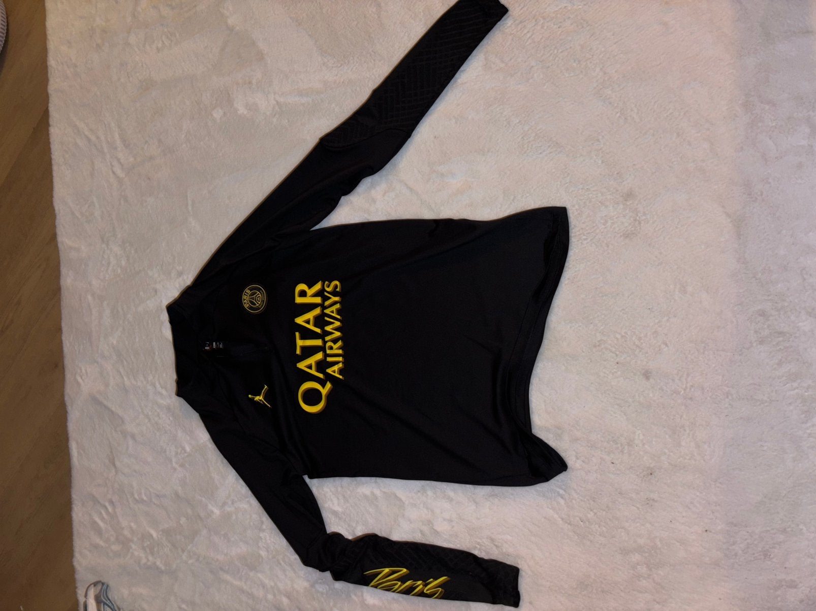 Jordan PSG trainingsset zwart goud maat S, Kleding | Heren, Sportkleding, Ophalen, Zo goed als nieuw, Zwart, Voetbal