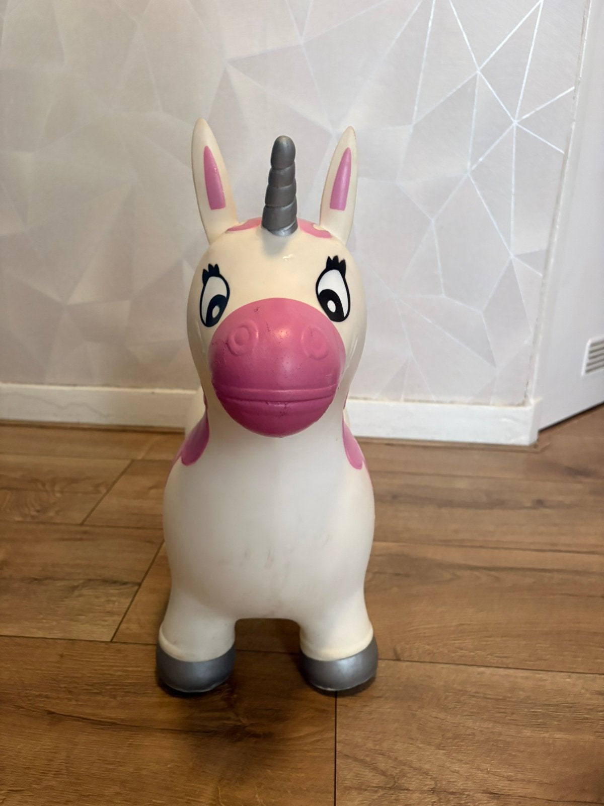 Unicorn skippybal, Ophalen, Gebruikt