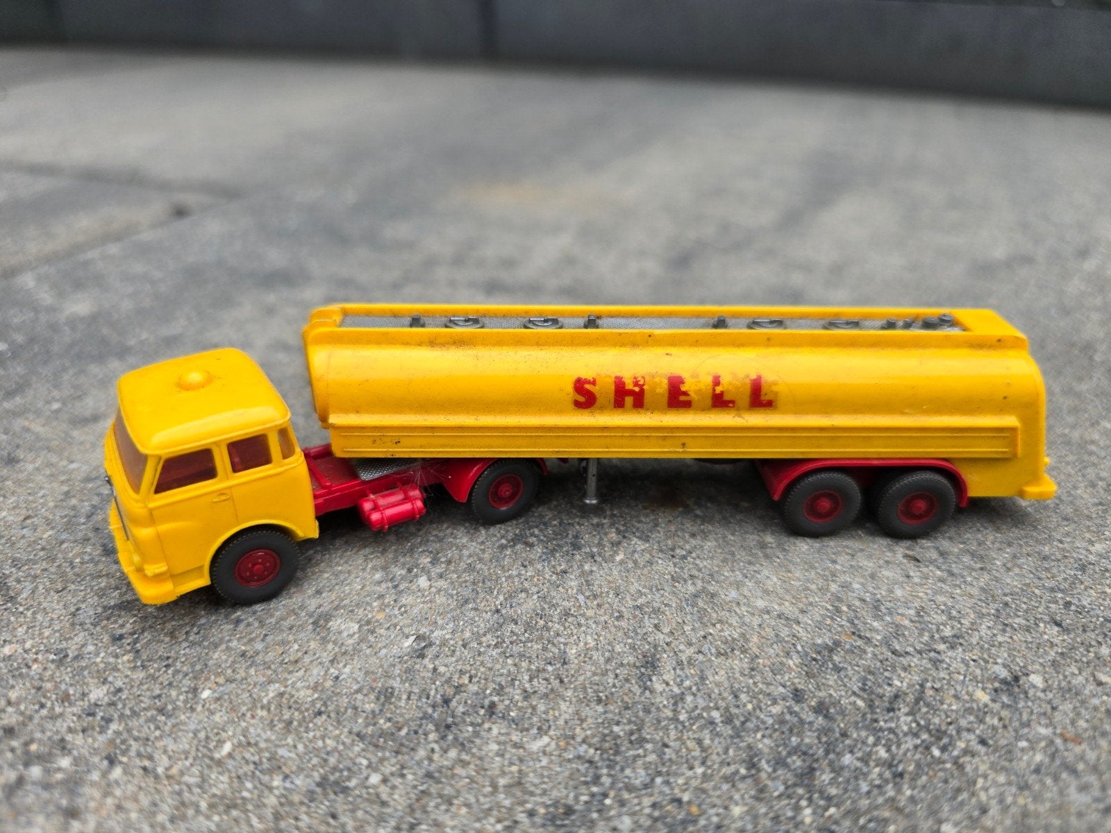 Vintage Matchbox Shell Tankwagen (Lesney), Hobby en Vrije tijd, Ophalen, Gebruikt, Bus of Vrachtwagen