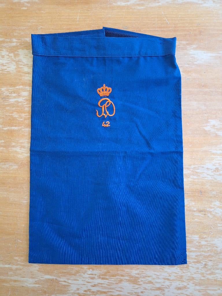 Halsdoek Huzaren Prins van Oranje, Ophalen of Verzenden, Landmacht, Nederland, Embleem of Badge