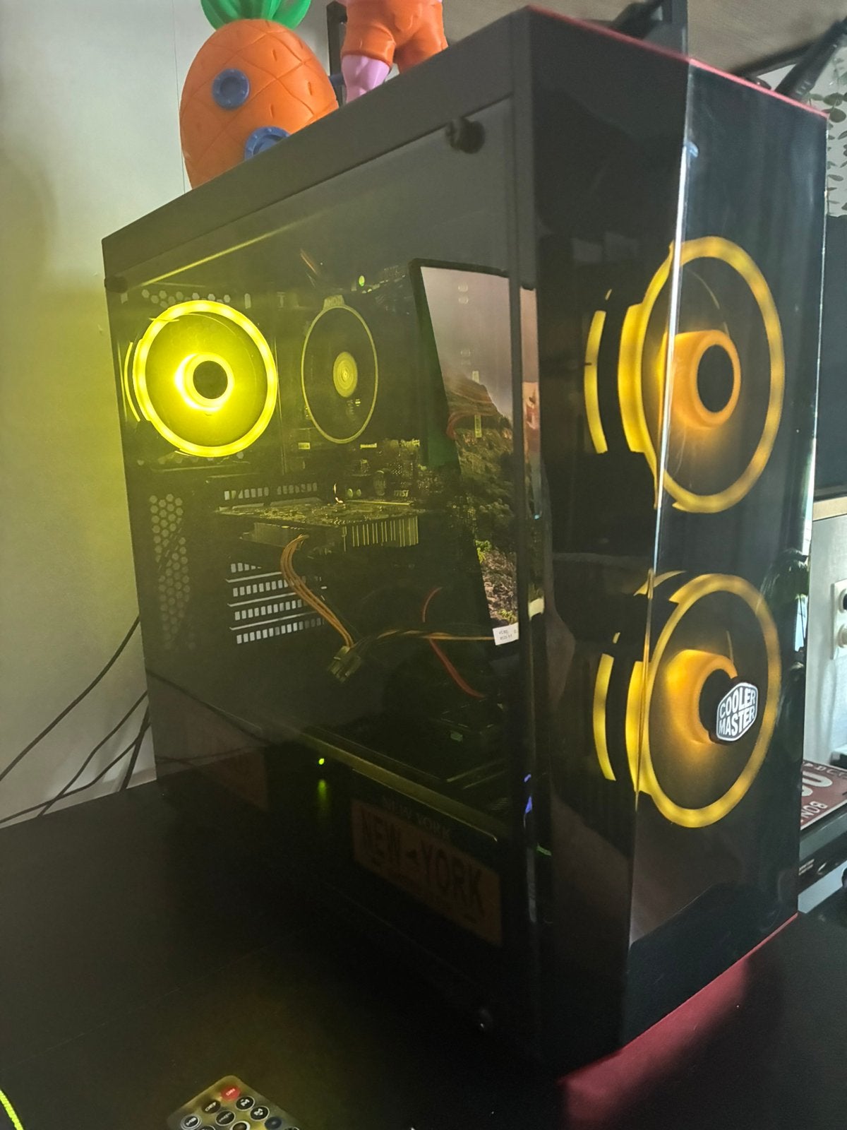 RGB Game pc AMD Ryzen 5 2400G 3,60 GHz, Ophalen, Zo goed als nieuw, Gaming, SSD