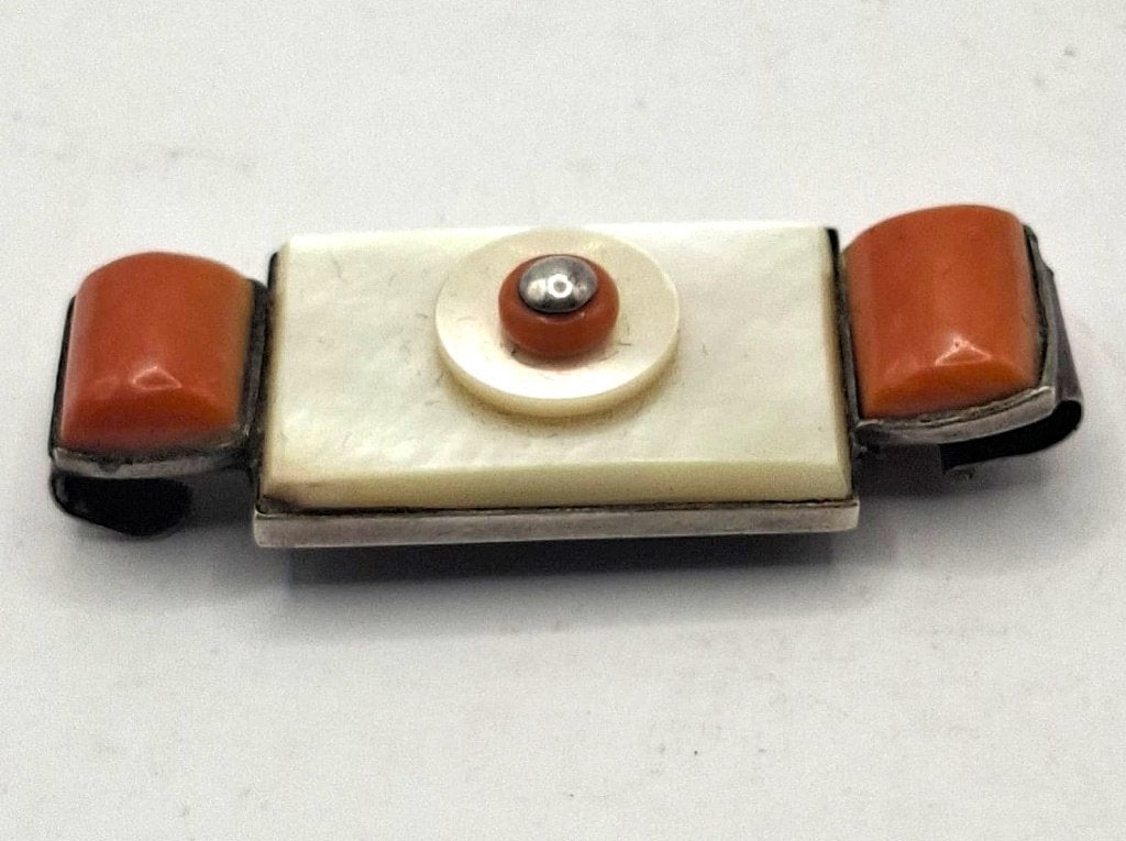 Vintage Art Deco Stijl zilveren broche - koraal & parelmoer, 4 tot 7 cm, Ophalen of Verzenden, Zo goed als nieuw, Zilver