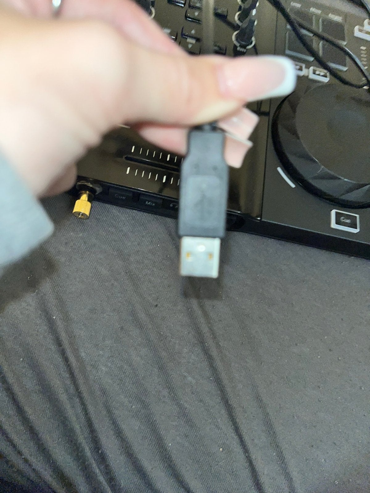 Foto 4 van Hercules DJControl Air DJ Controller