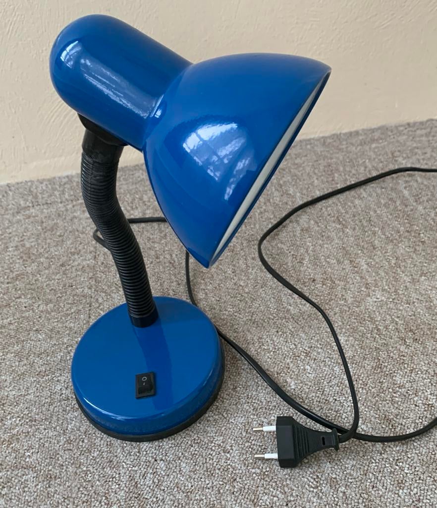 Blauwe buigbare bureaulamp, Ophalen of Verzenden, Gebruikt, Metaal, Minder dan 50 cm