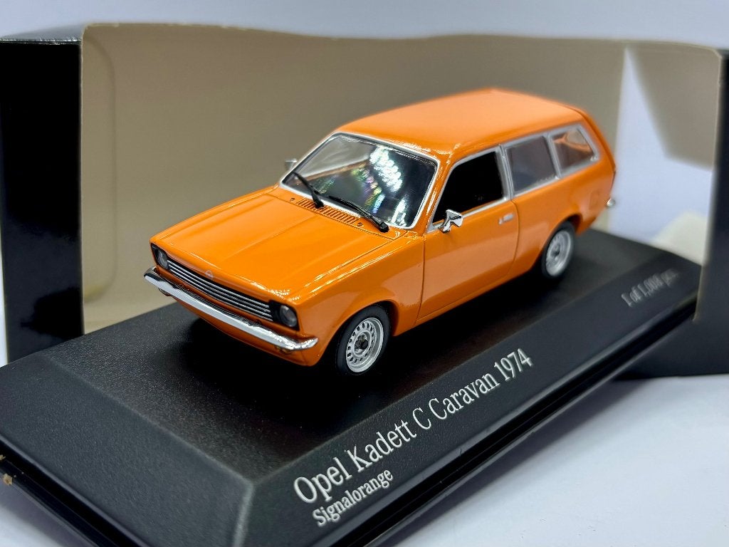 1:43 Opel kadett C caravan 1974 - MINICHAMPS, Ophalen of Verzenden, Zo goed als nieuw, Auto, MiniChamps