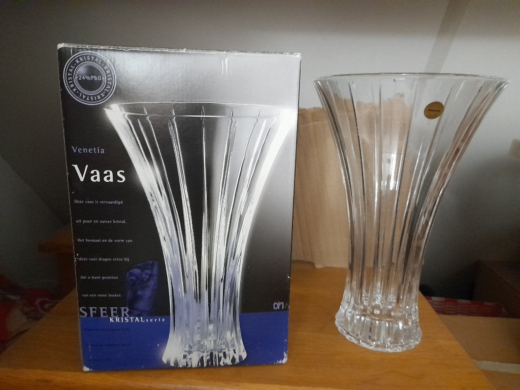kristallen vaas, Ophalen