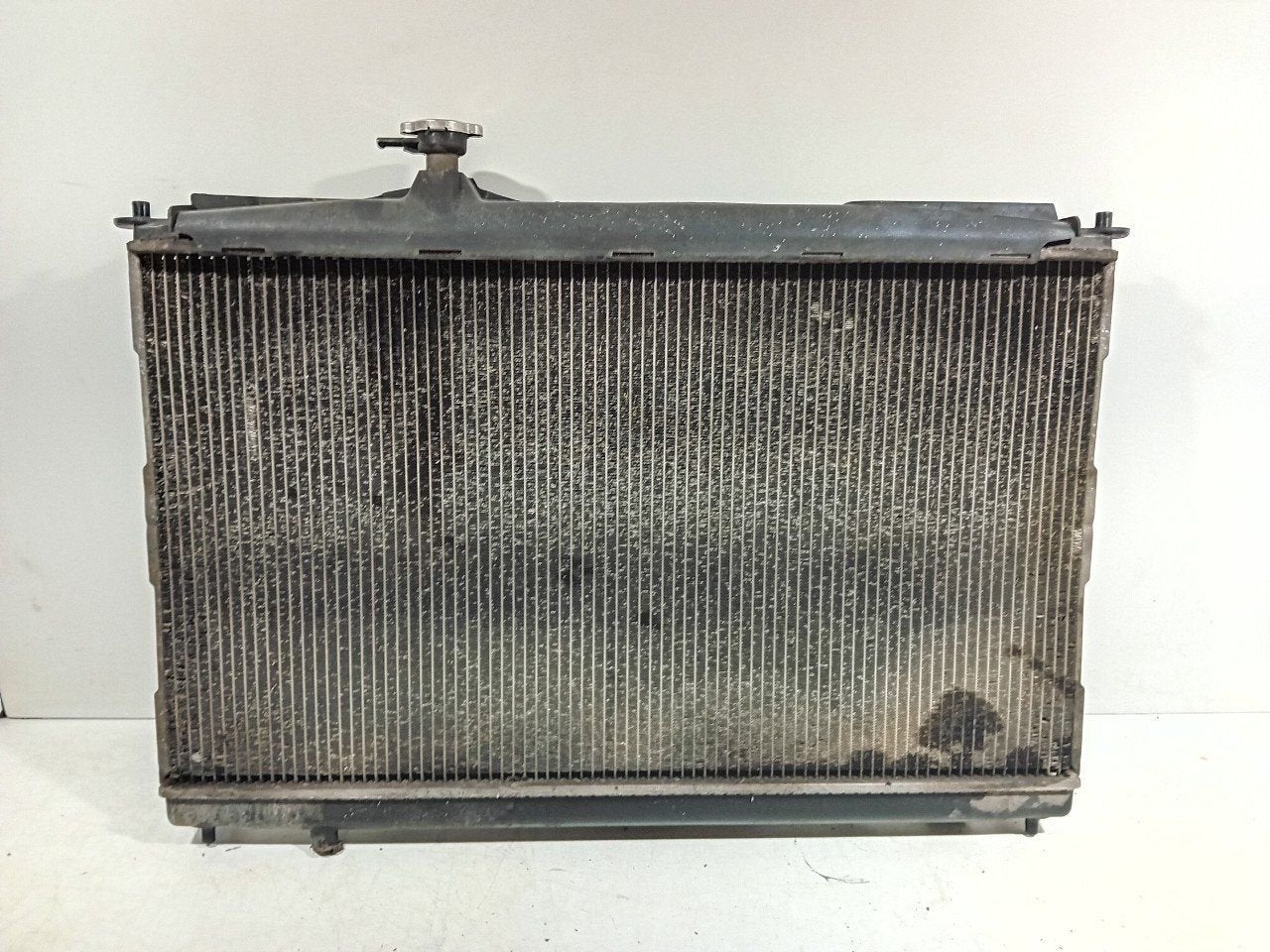 Radiateur Hyundai Santa Fe, Onderdelen@venauto.nl, Van der Ven Autorecycling B.V., Gebruikt, Ettenseweg 76, 4706 PB Roosendaal, The Netherlands