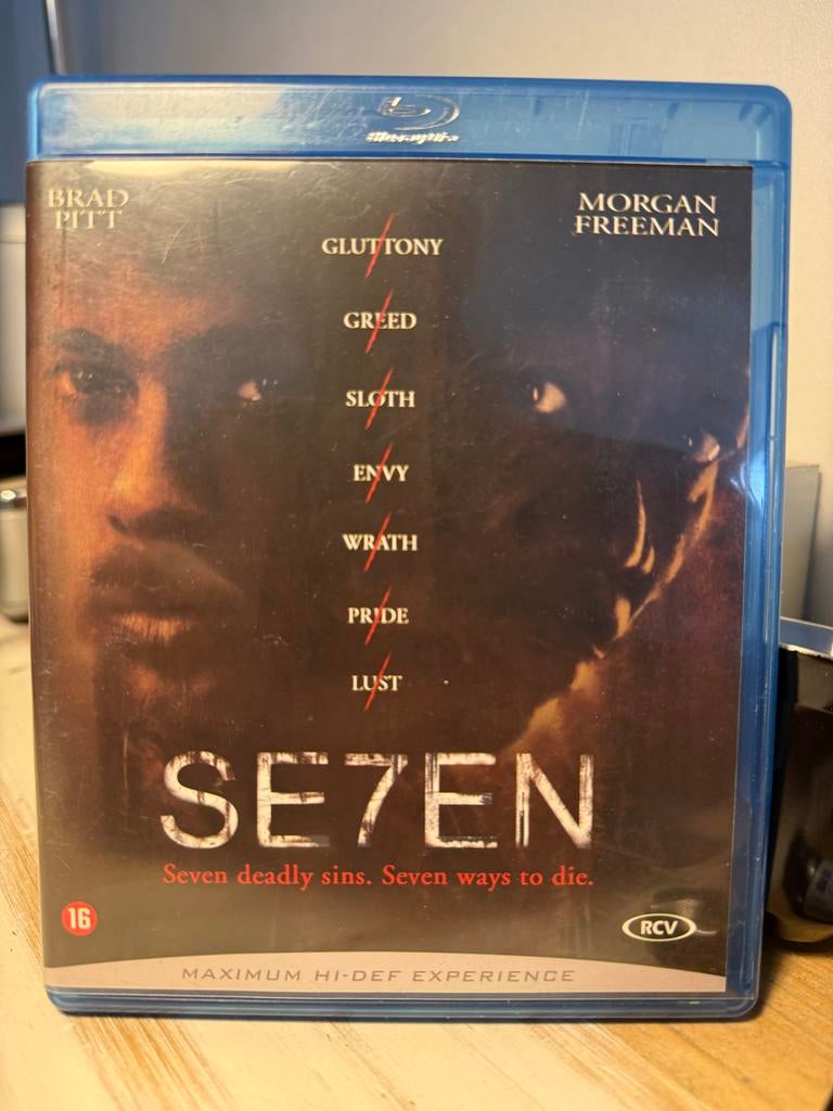 Blu-ray film Se7en met Brad Pitt en Morgan Freeman, Ophalen of Verzenden, Gebruikt, Thrillers en Misdaad
