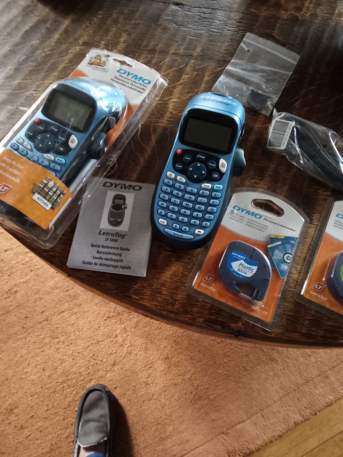 Dymo LetraTag LT-100H labelmakers met labels, Computers en Software, Labelprinters, Ophalen