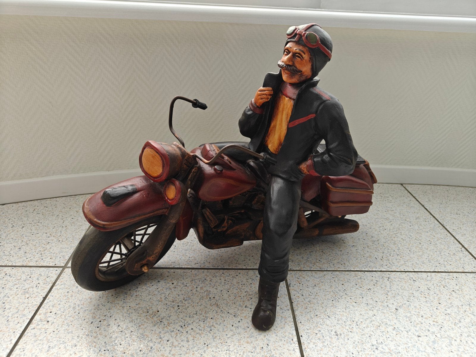 Harley Davidson model man op motor, Ophalen
