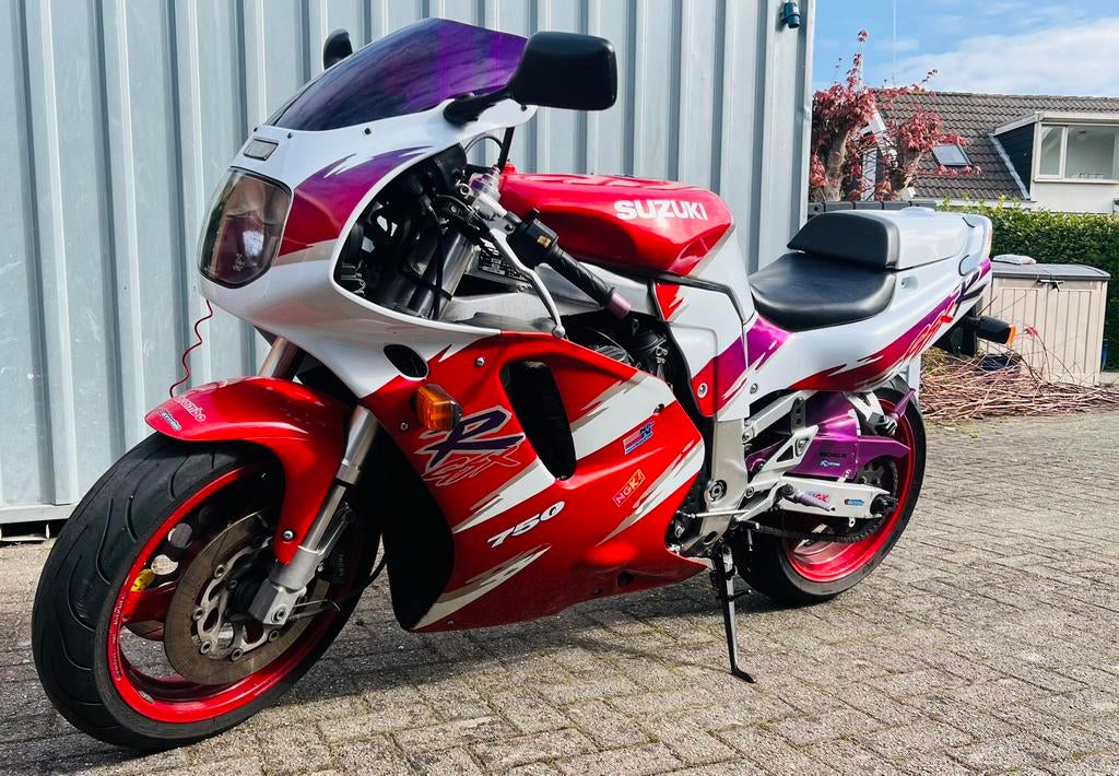 Suzuki GSX-R 750 GSXR 750 GSX-R750 - Direct rijden, Motoren, 750 cc, 4 cilinders, Motorrijbewijs A, Gebruikt