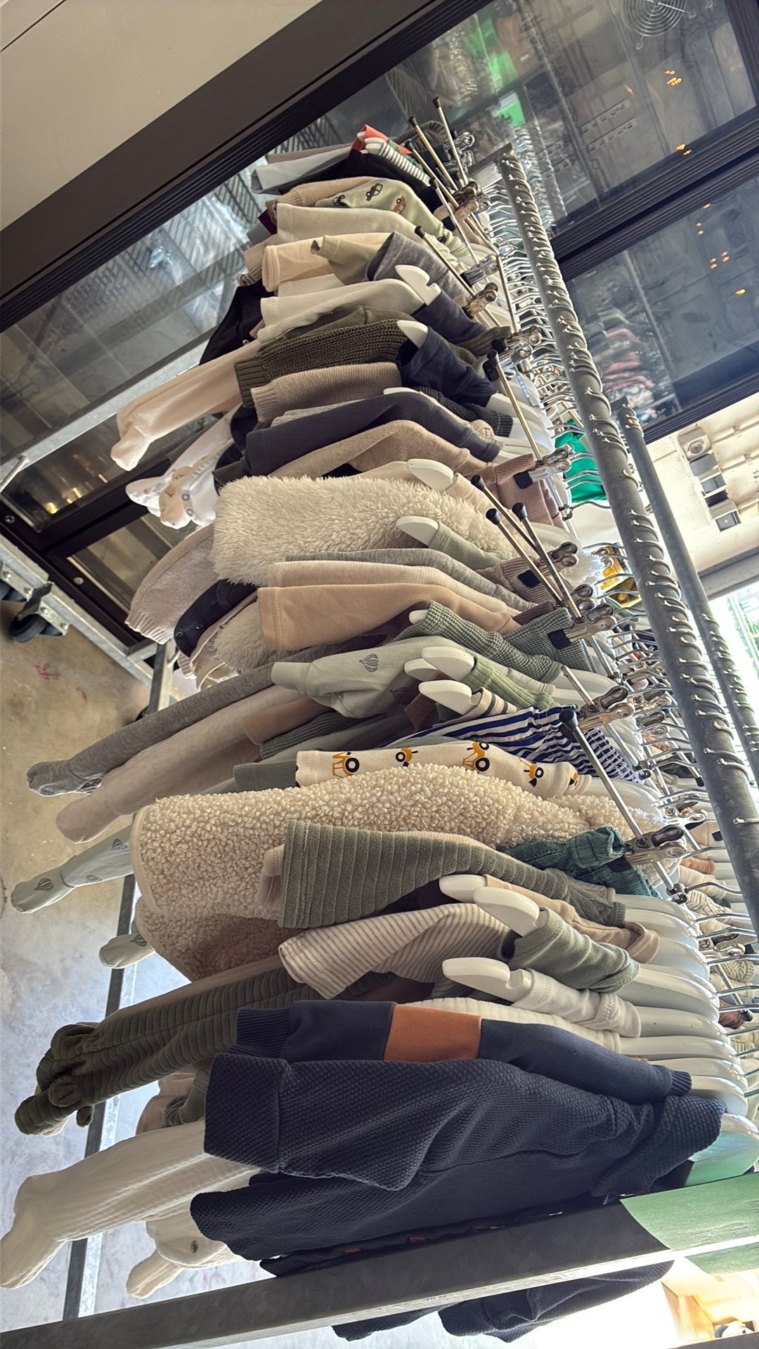 100 stuks kinderkleding maat 62, Ophalen, Gebruikt