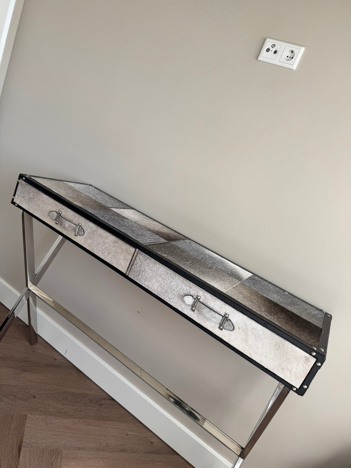 Dressoir / sidetable buffalo leer, Ophalen, Zo goed als nieuw, 25 tot 50 cm, 100 tot 150 cm