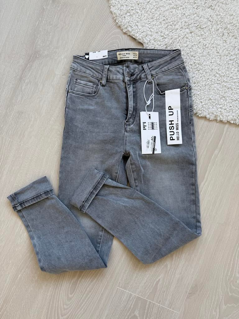 Hello Miss Grijze Skinny Jeans met Push-up Effect Maat M, Ophalen of Verzenden, Nieuw, Grijs, W30 - W32 (confectie 38/40)