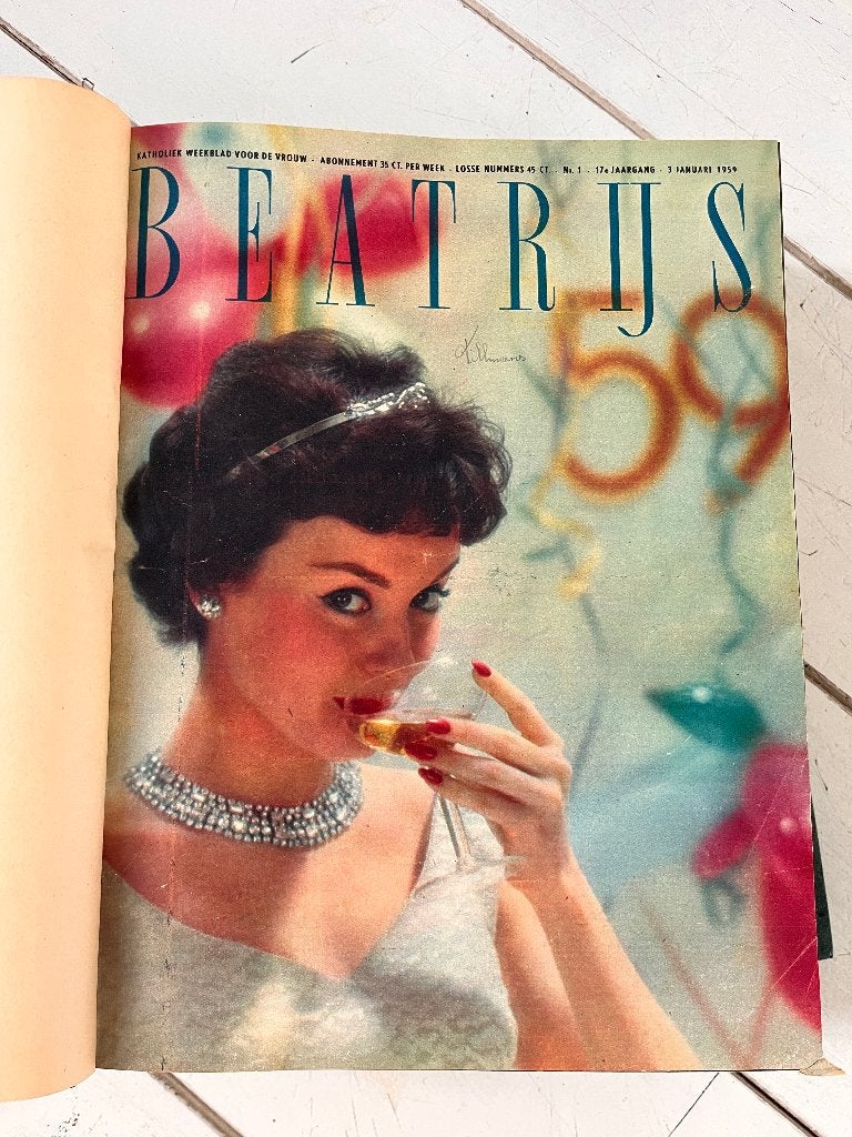 Vintage Beatrijs 1959 – Katholiek Weekblad voor de Vrouw, Boeken, Ophalen of Verzenden, Gelezen, Damesbladen