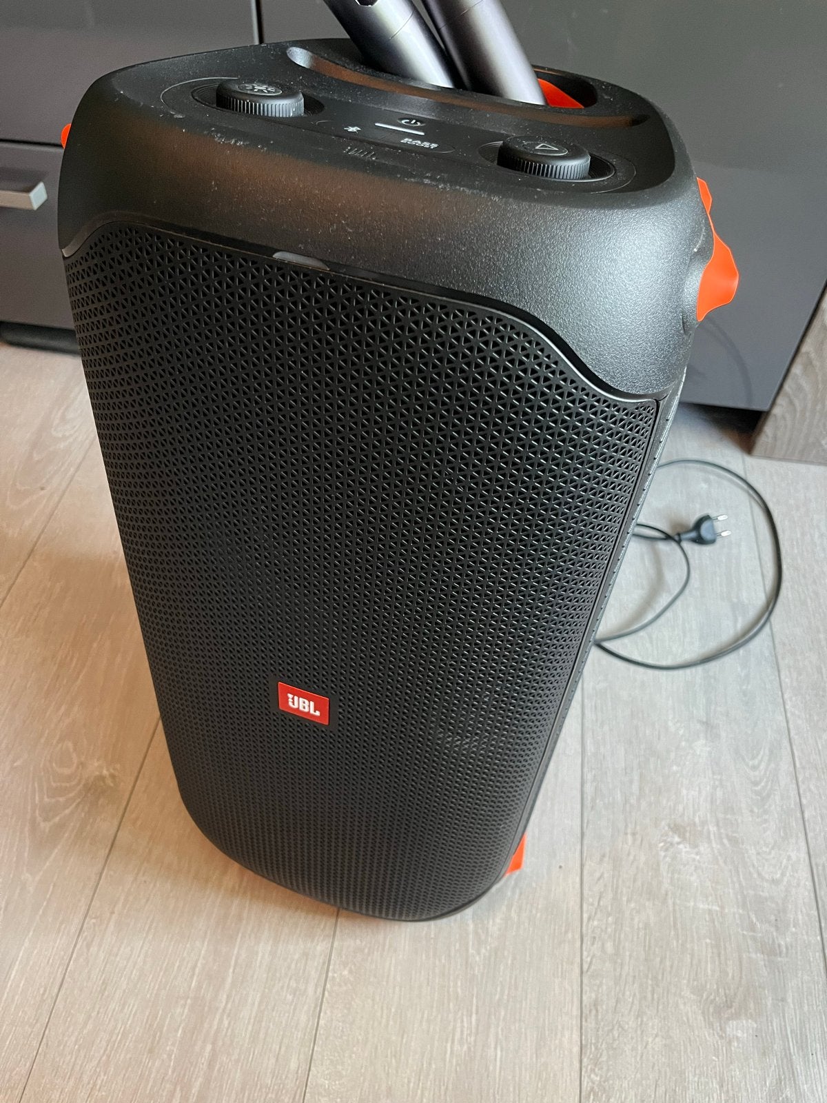 JBL Party 110 Speaker met 2 draadloze microfoons