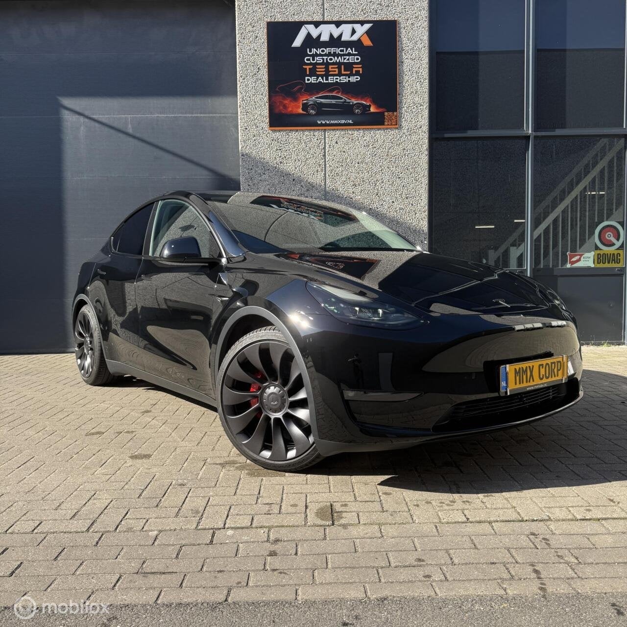Tesla Model Y Performance + MMX PACK + IAP + SOH 94%, Auto's, Automaat, 514 km, Gebruikt, Zwart