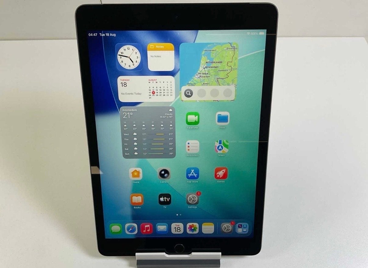 iPad 9th Gen - WiFi + Cellular - 64 GB - Space Gray, Computers en Software, 10 inch, Apple iPad, Ophalen of Verzenden, Zo goed als nieuw