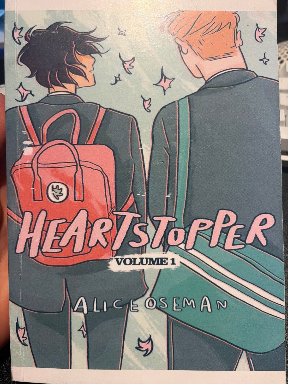 Heartstopper Volume 1 - Alice Oseman (Zo goed als nieuw), Boeken, Romans, Ophalen of Verzenden, Zo goed als nieuw, Nederland