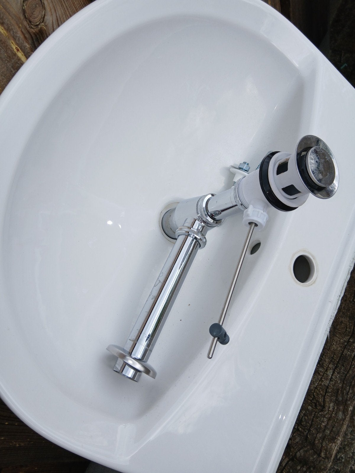 Witte wastafel met afvoerplug - Zo goed als nieuw, Ophalen, Zo goed als nieuw, Chroom, Wastafel
