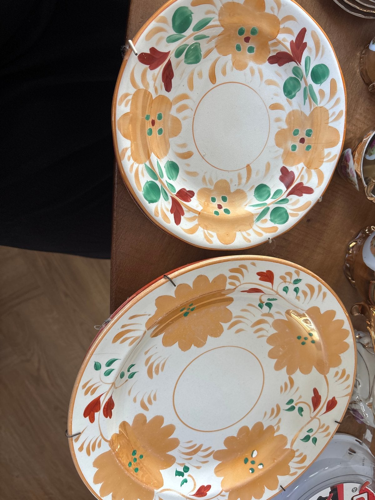 Set van 2 Petrus Regout & Co Maastricht decoratieve borden, Ophalen