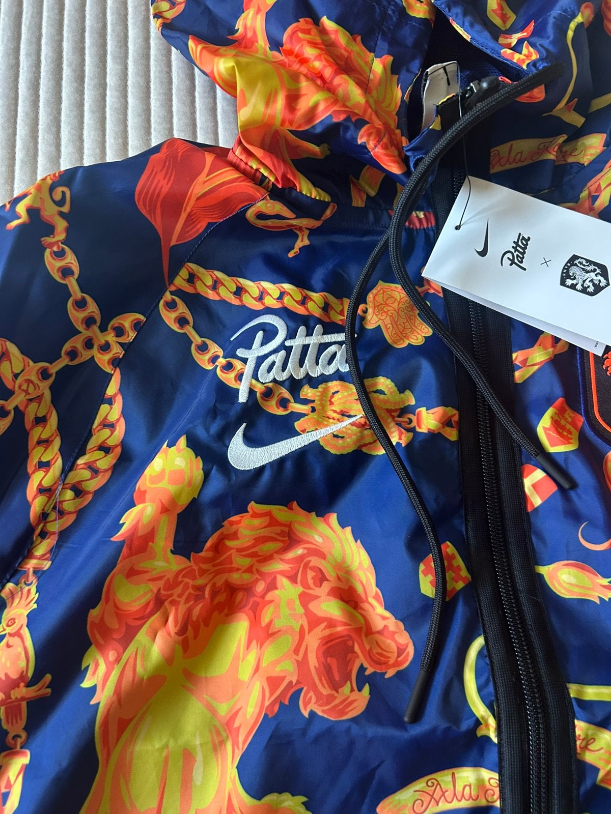 Nike x KNVB x patta windrunner jack maat M, Kleding | Heren, Sportkleding, Nieuw, Ophalen of Verzenden, Voetbal, Maat 48/50 (M)