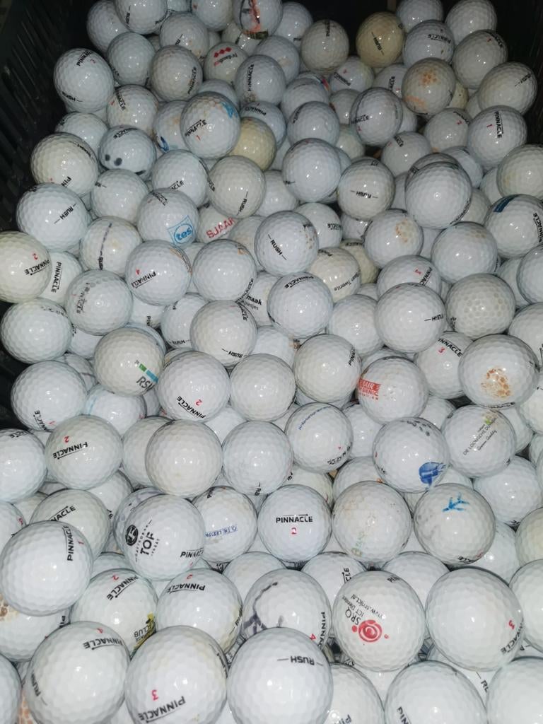 Pinnacle rush golfballen 100 stuks, Sport en Fitness, Golf, Ophalen of Verzenden, Bal(len)