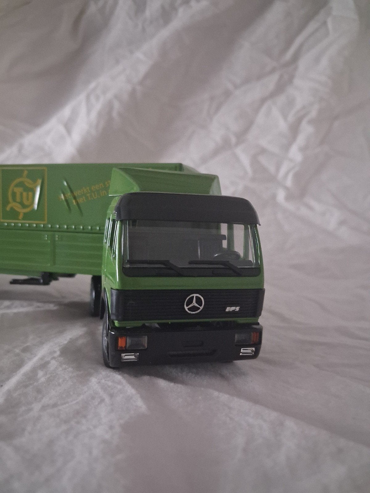 Mercedes Actros Technische Unie model vrachtwagen, Hobby en Vrije tijd, Ophalen of Verzenden, Zo goed als nieuw, Overige merken