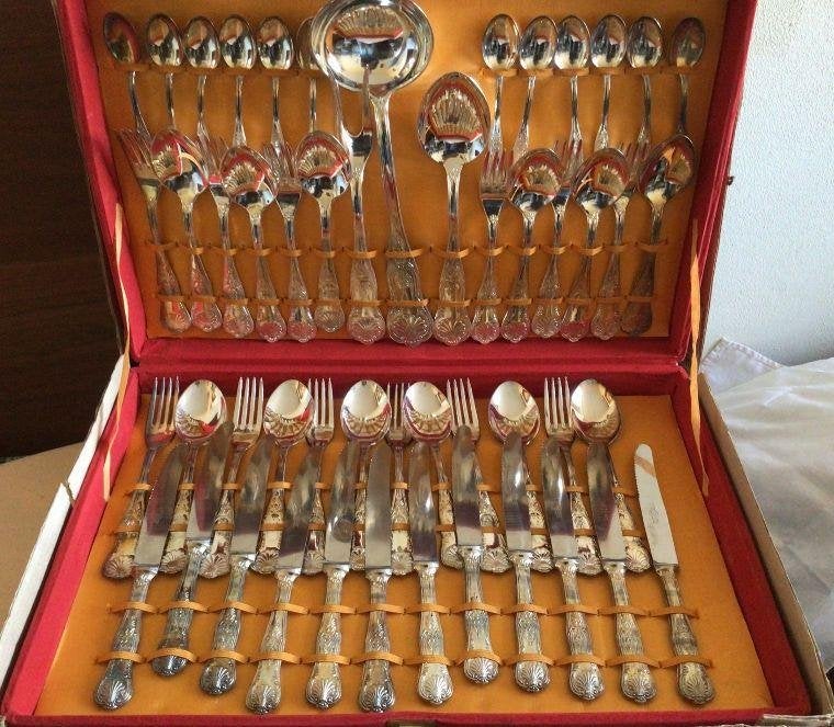 Super Inox bestekcassette, 51-delig, Antiek en Kunst, Antiek | Bestek, Ophalen