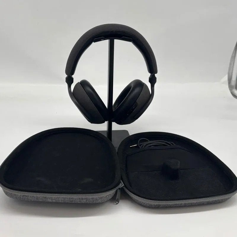 Bowers & Wilkins koptelefoon { PX 7 }, Bowers and Wilkins, https://www.bowerswilkins.com/nl-nl/support/customer-care.html, Gebruikt