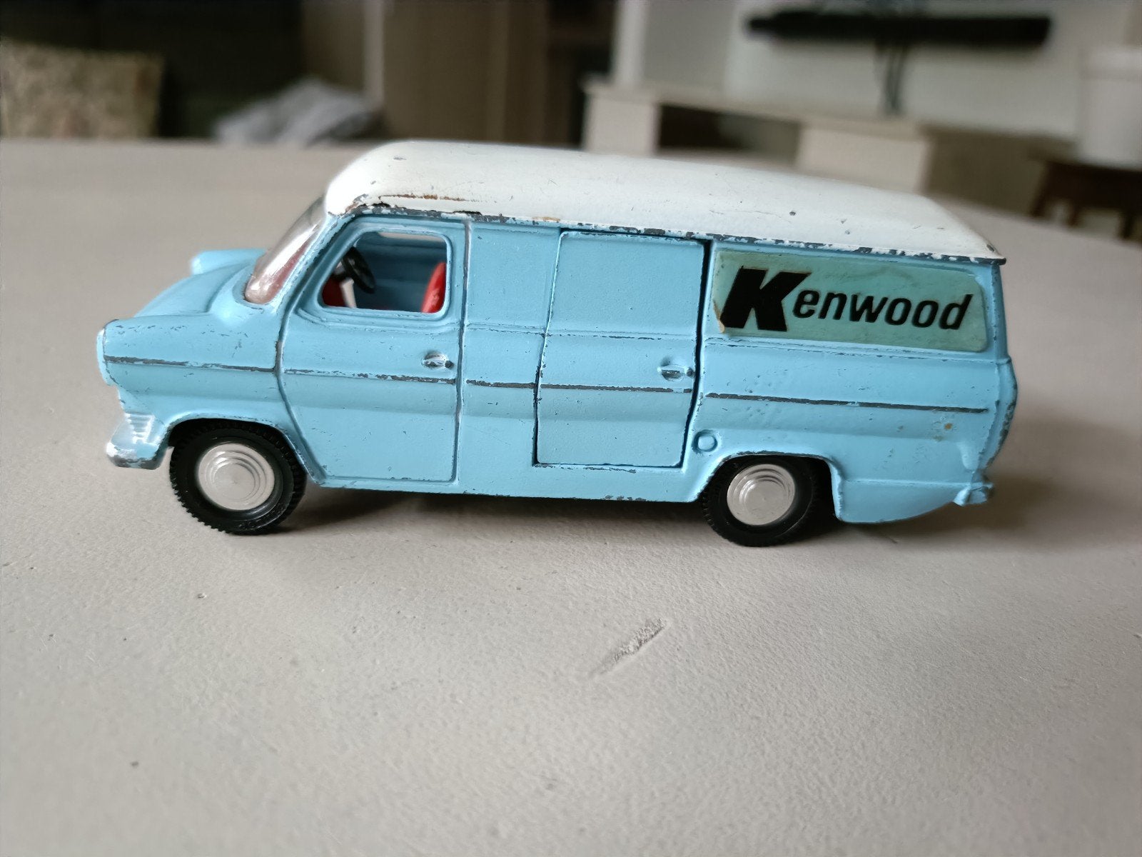 Dinky Toys 407 Ford Transit bestelwagen in de "Kenwood Domes, Ophalen of Verzenden, Gebruikt, Overige merken