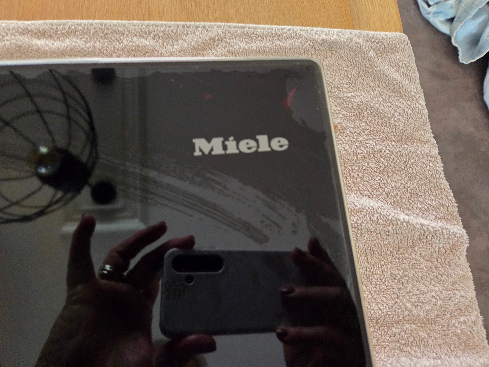Miele keramische kookplaat 4 zones - Prima staat, Ophalen, Keramisch, 4 kookzones, Zo goed als nieuw