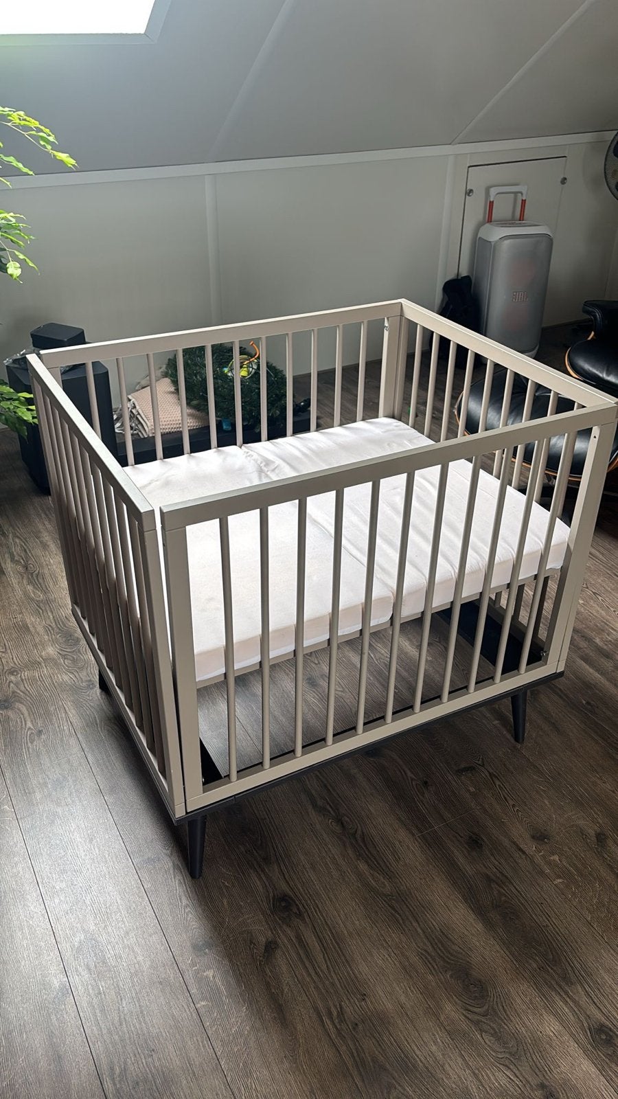 Quax Box Flow – Clay, Kinderen en Baby's, Boxen, Zo goed als nieuw, Vierkant, In hoogte verstelbaar, Ophalen